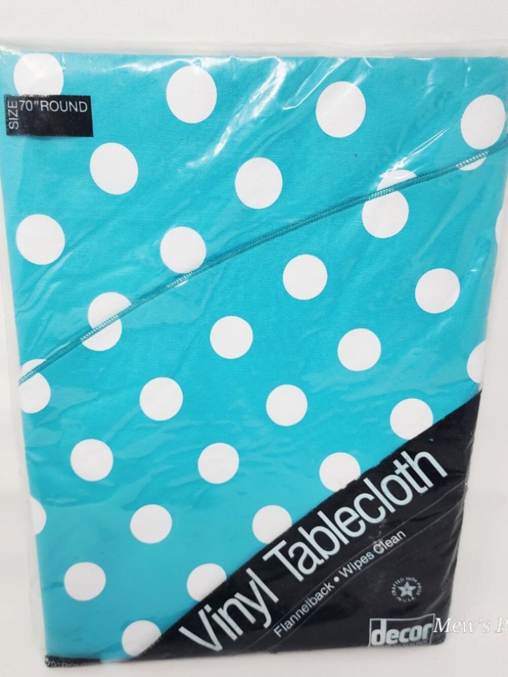 Vintage Tablecloth Vinyl Flannelback Wipes Clean, Size 70" Round from Dayton